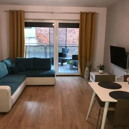 Apartament 2plus2 *